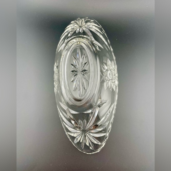 Vintage, Starburst Oblong Candy Dish, Prescut Clear Glass, by Anchor Hocking - Picture 3 of 7